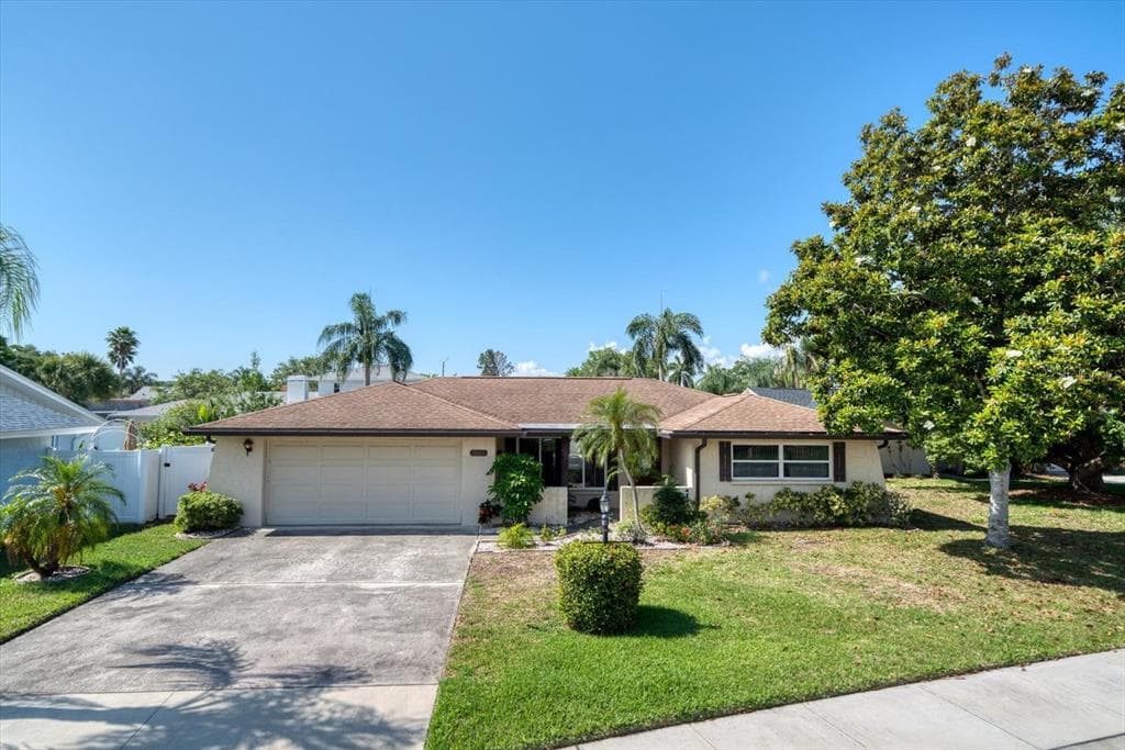 1807 IRONWOOD COURT W OLDSMAR, FL 34677