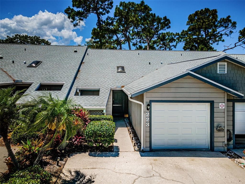 39650 US HIGHWAY 19 N UNIT 223 TARPON SPRINGS, FL 34689