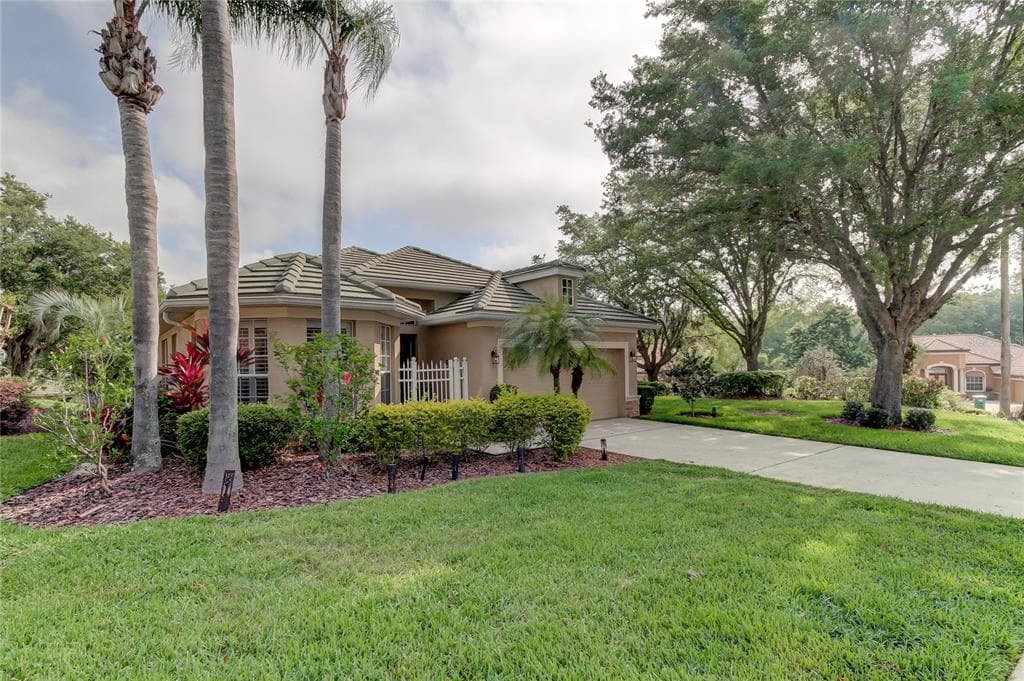 13126 PALMILLA CIRCLE DADE CITY, FL 33525