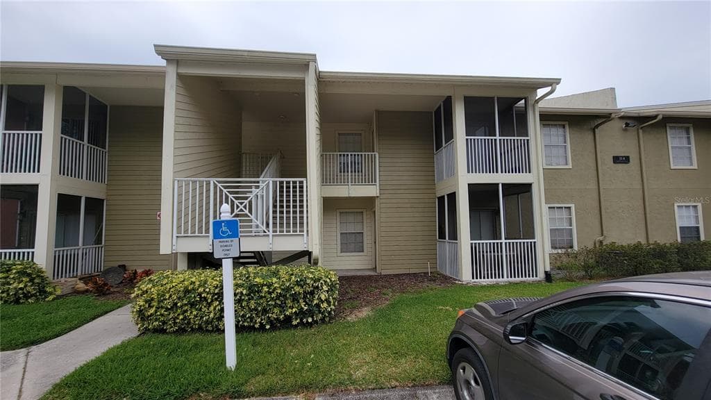 314 LAKE PARSONS GREEN UNIT 102 BRANDON, FL 33511
