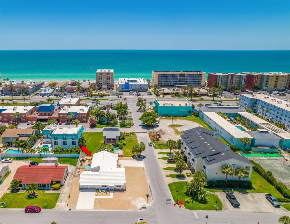17010 2ND STREET E NORTH REDINGTON BEACH, FL 33708