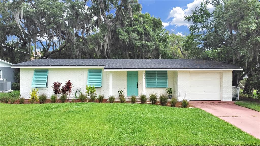 2515 N HABANA PLACE TAMPA, FL 33618