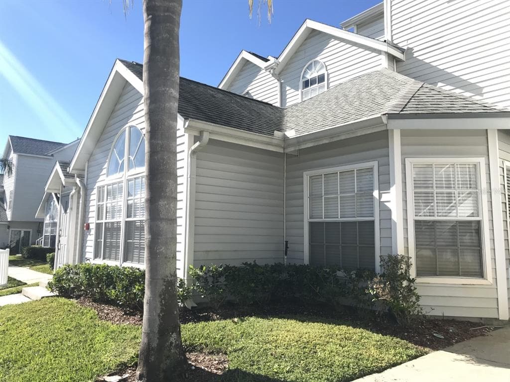 12229 ARMENIA GABLES CIRCLE UNIT 12229 TAMPA, FL 33612