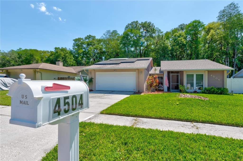 4504 GRAINARY AVENUE TAMPA, FL 33624