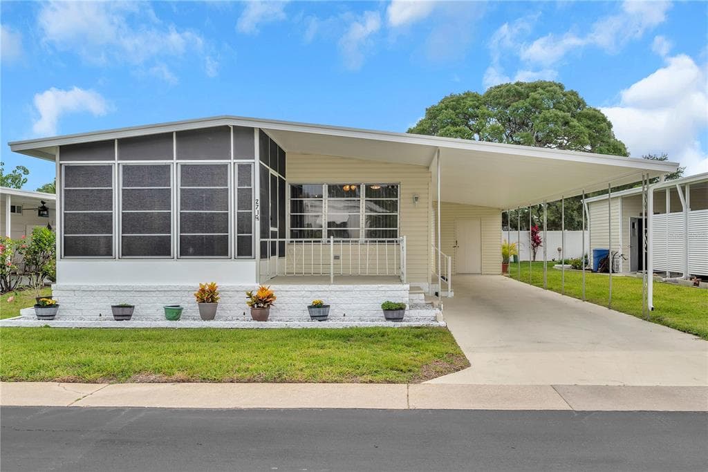 271 NORTHGATE DRIVE TARPON SPRINGS, FL 34689