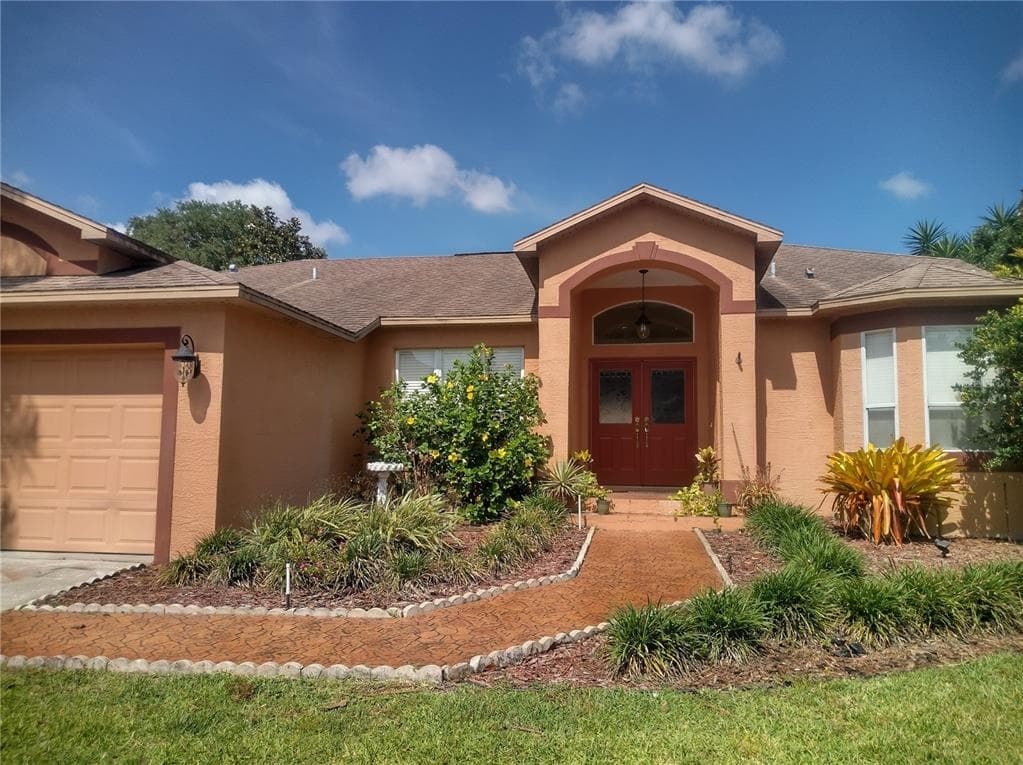 1942 RIVEREDGE DRIVE TARPON SPRINGS, FL 34689