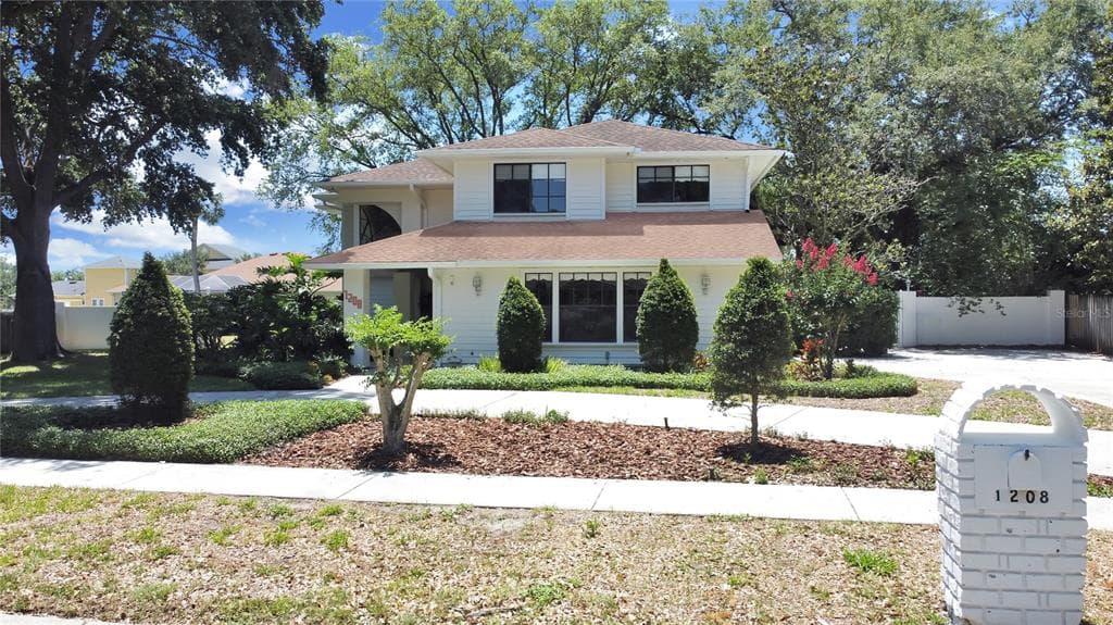 1208 MAGDALENE HILL DRIVE TAMPA, FL 33613