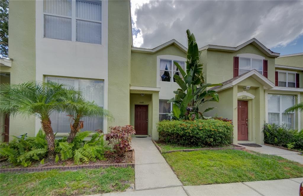 6430 OSPREY LAKE CIRCLE UNIT 6430 RIVERVIEW, FL 33578