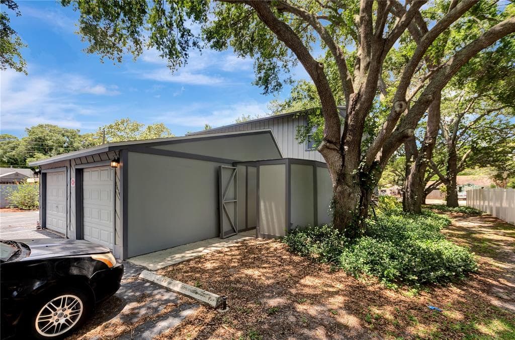 3674 45TH WAY N ST PETERSBURG, FL 33713