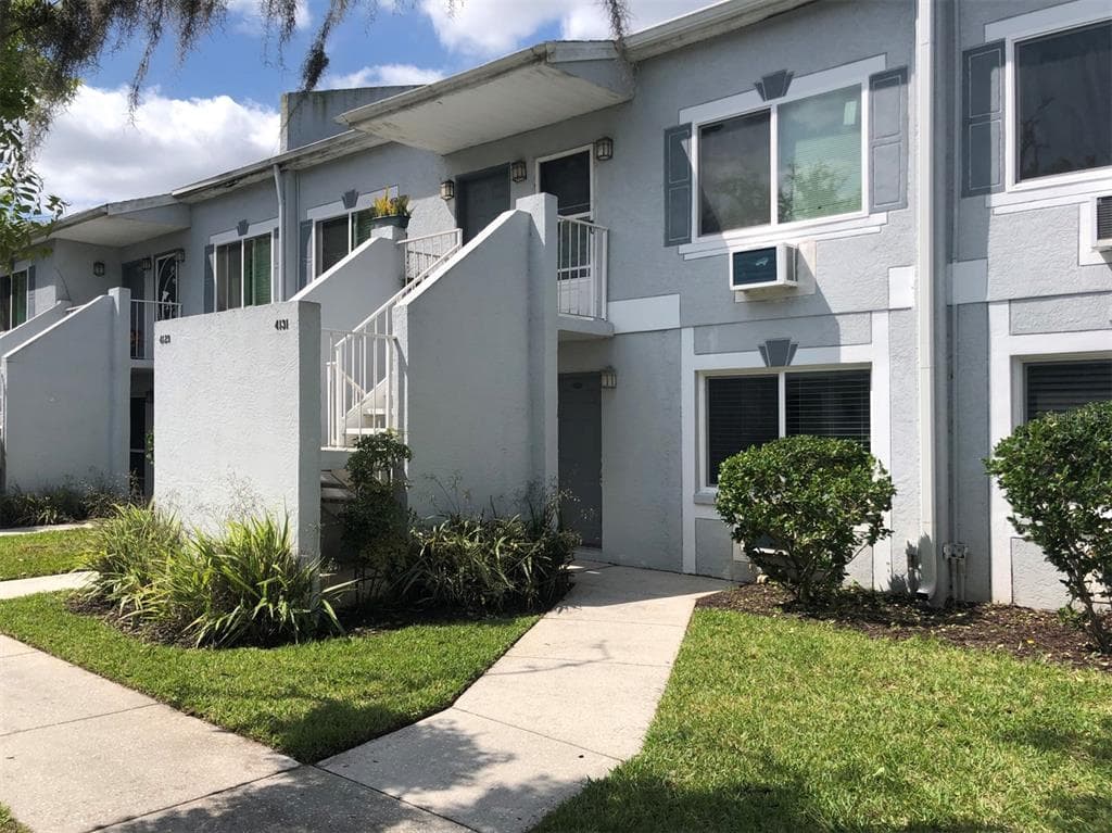 4131 DOLPHIN DRIVE UNIT 4131 TAMPA, FL 33617