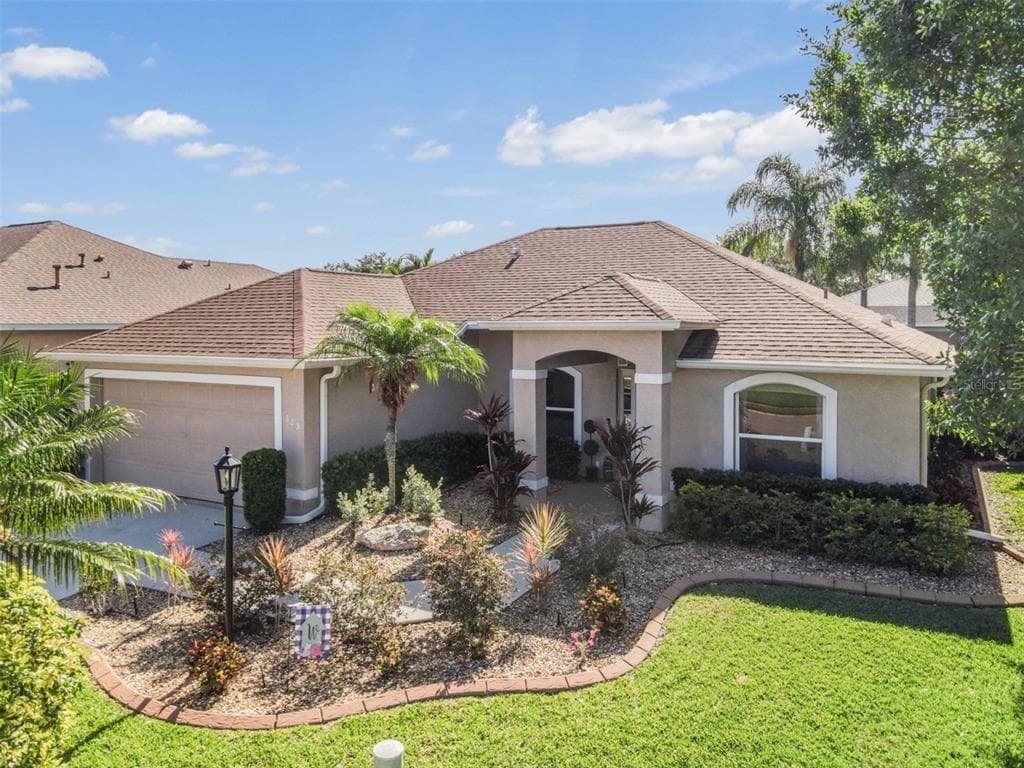 523 PECAN LANE BRADENTON, FL 34212