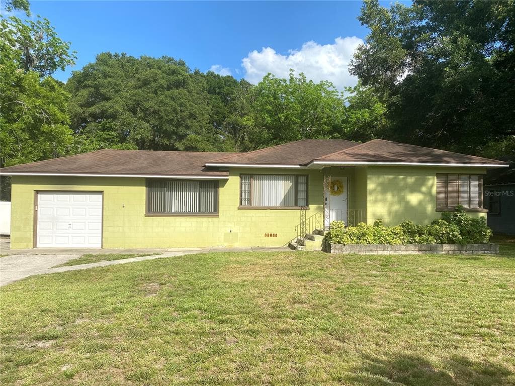 86 BROAD STREET BROOKSVILLE, FL 34604