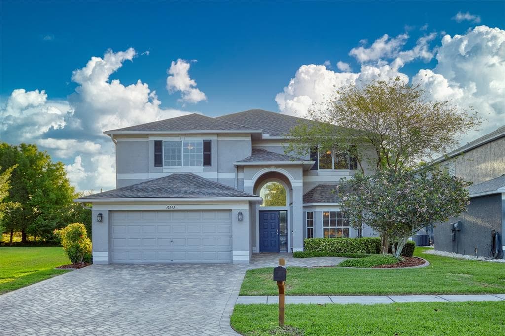 16243 CARNOUSTIE DRIVE ODESSA, FL 33556