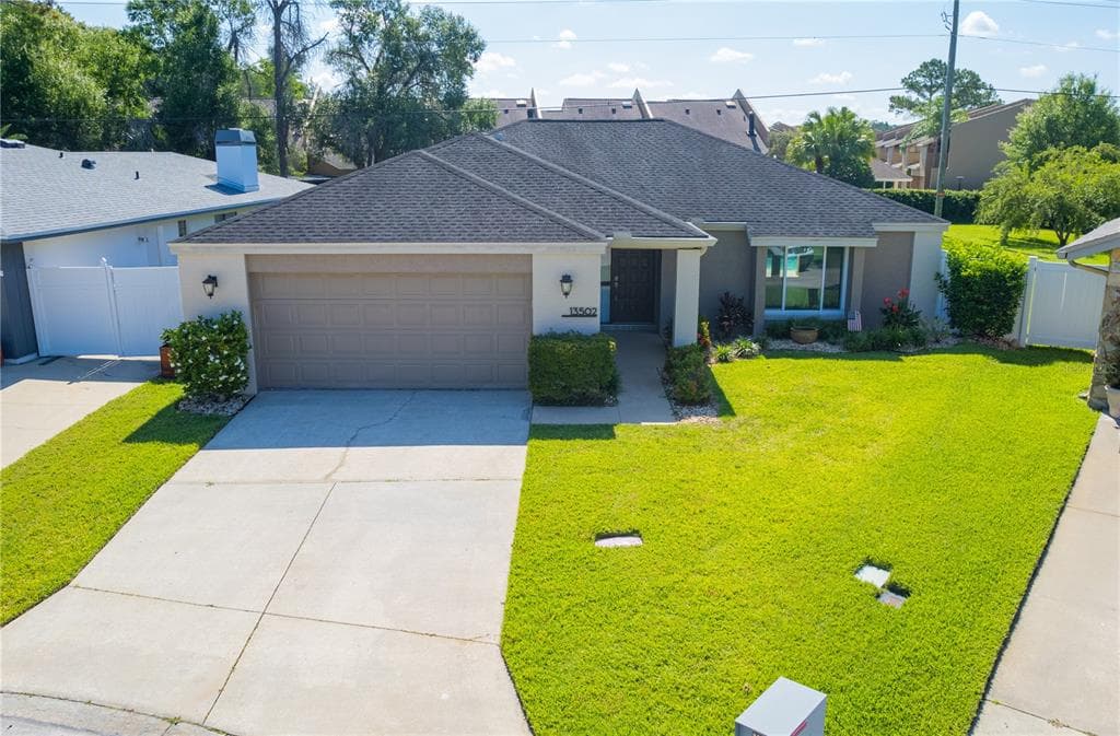 13502 CLUBSIDE DRIVE TAMPA, FL 33624