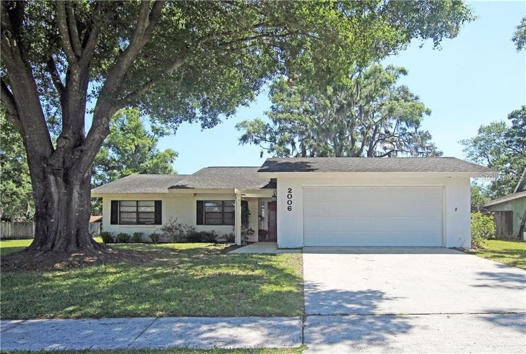 2006 E TIMBERLANE DRIVE PLANT CITY, FL 33563