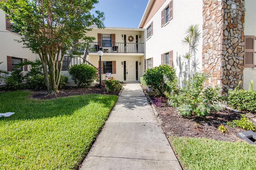 5400 34TH STREET W UNIT 1E BRADENTON, FL 34210