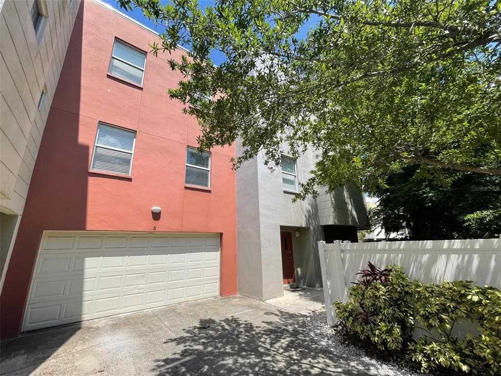 3405 W SWANN AVENUE UNIT 5 TAMPA, FL 33609