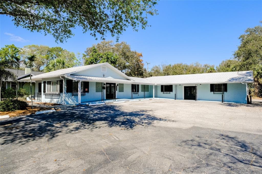 2713 1ST AVENUE N ST PETERSBURG, FL 33713