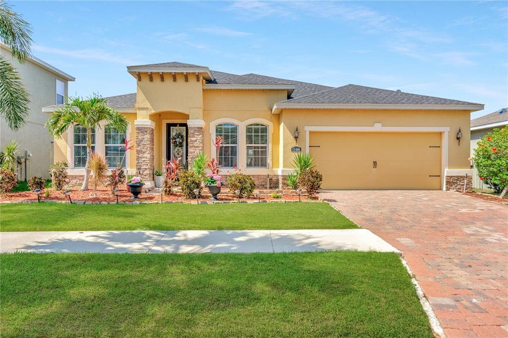 11406 LAKE LUCAYA DRIVE RIVERVIEW, FL 33579