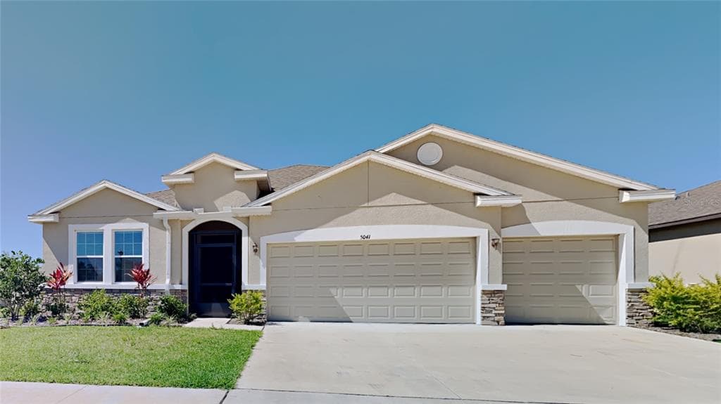 5041 JAGGED CLOUD DRIVE WIMAUMA, FL 33598
