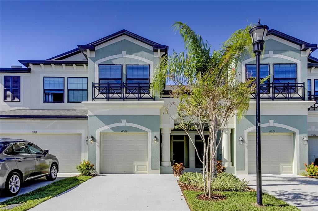 11520 CROWNED SPARROW LANE TAMPA, FL 33626