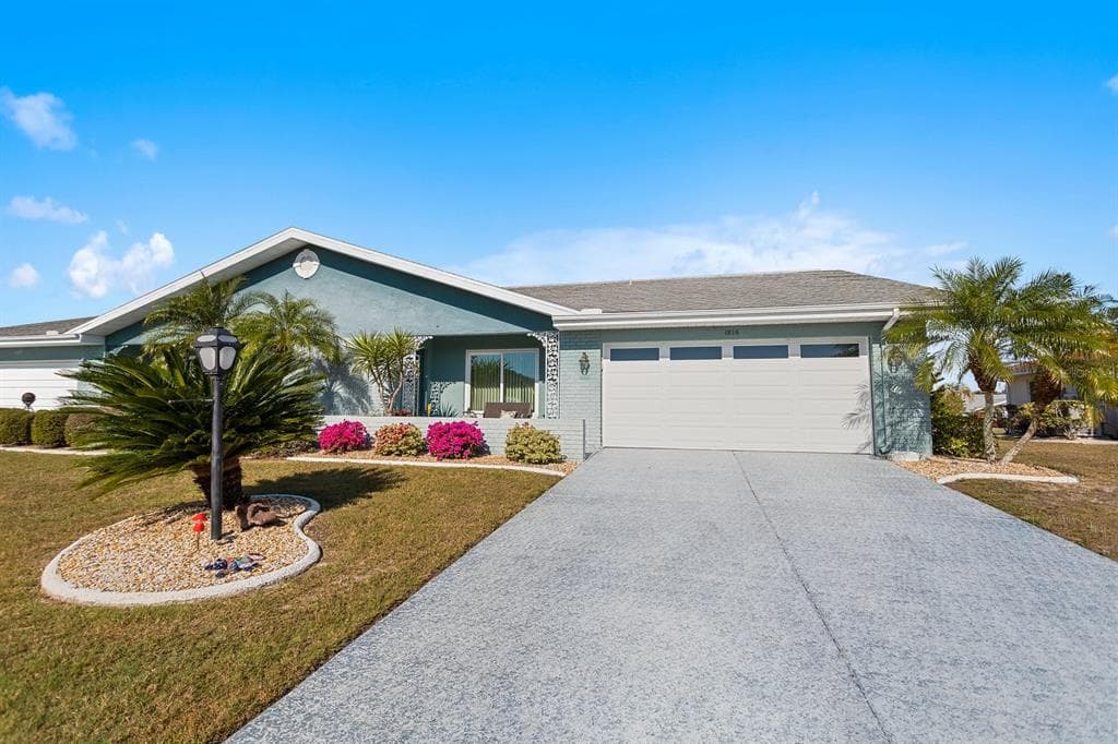 1816 COLUMBINE PLACE SUN CITY CENTER, FL 33573