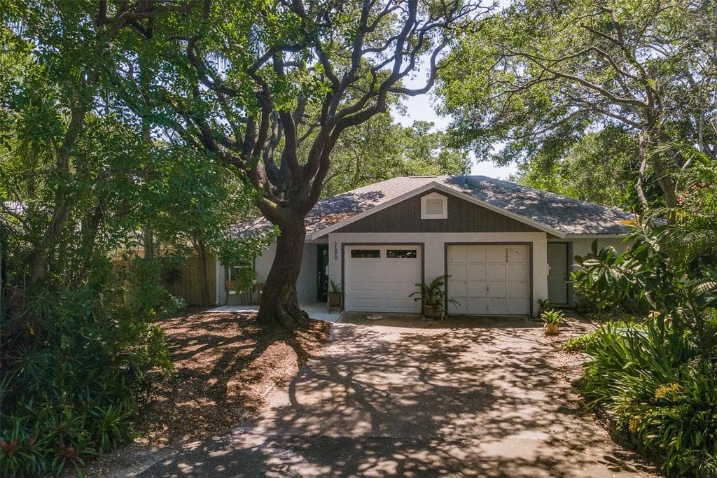 2690 LEVY COURT PALM HARBOR, FL 34684