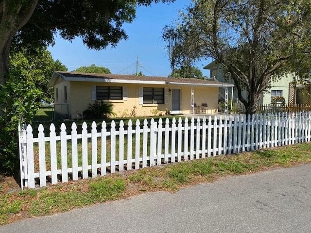 5909 RICHARD PL SARASOTA, FL 34231