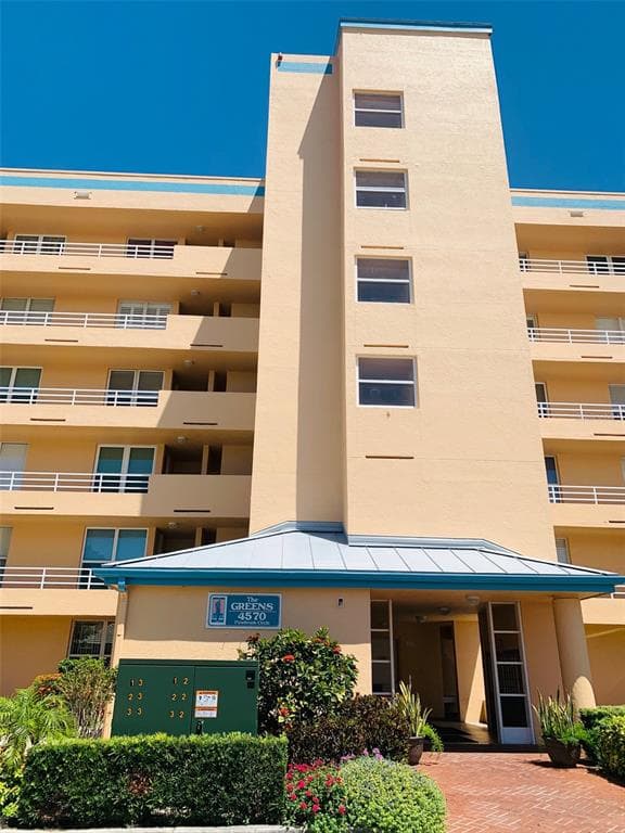 4570 PINEBROOK CIRCLE UNIT 202 BRADENTON, FL 34209