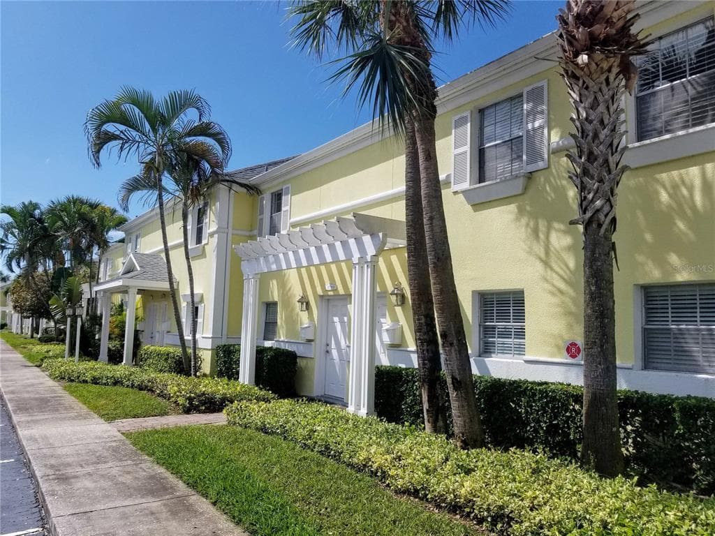3759 POMPANO DRIVE SE ST PETERSBURG, FL 33705