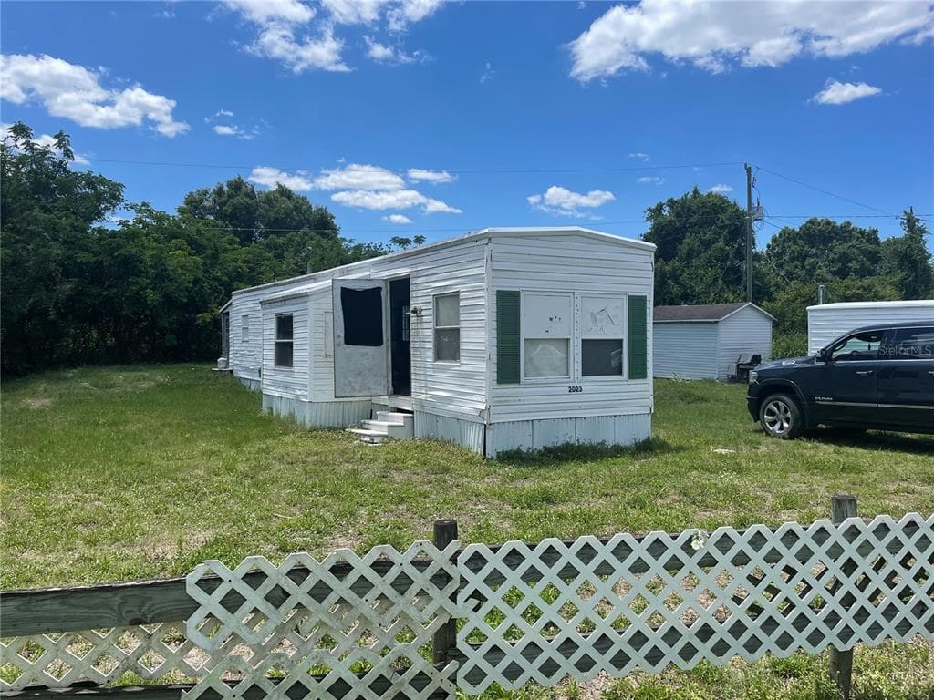 2023 CALLE BONITA PUNTA GORDA, FL 33982