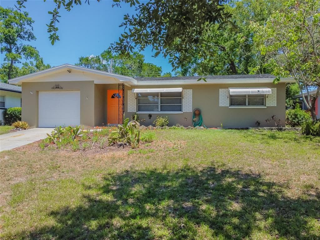 545 MARJON AVENUE DUNEDIN, FL 34698