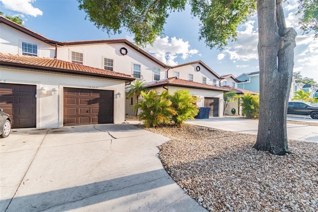 3810 W DE LEON STREET UNIT 5 TAMPA, FL 33609
