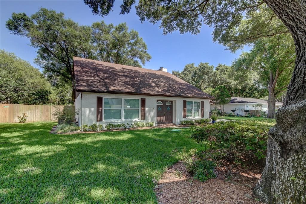 15507 WOODFAIR PLACE TAMPA, FL 33613