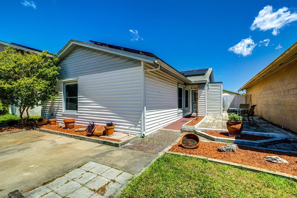 5119 SPRINGWOOD DRIVE TAMPA, FL 33624