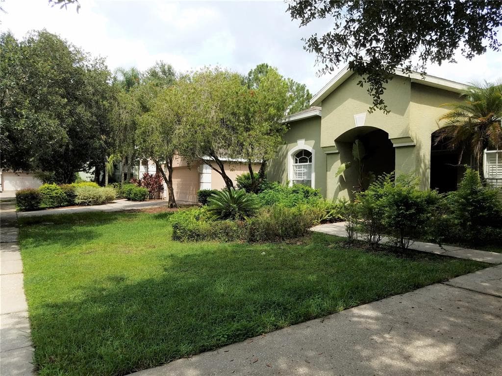 16007 BURNHAM WAY TAMPA, FL 33647