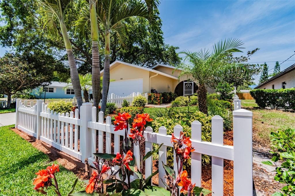 743 6TH STREET S SAFETY HARBOR, FL 34695