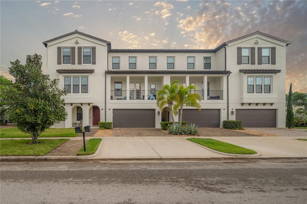 2627 W PLATT STREET TAMPA, FL 33609