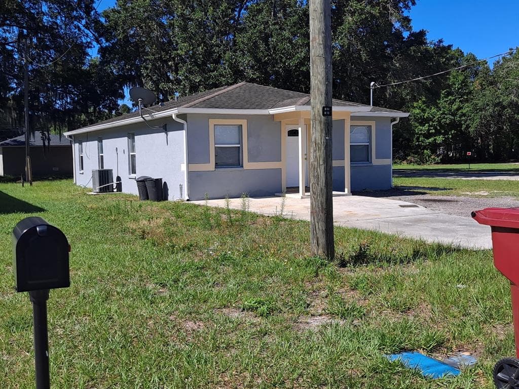 1213 W WASHINGTON STREET PLANT CITY, FL 33563