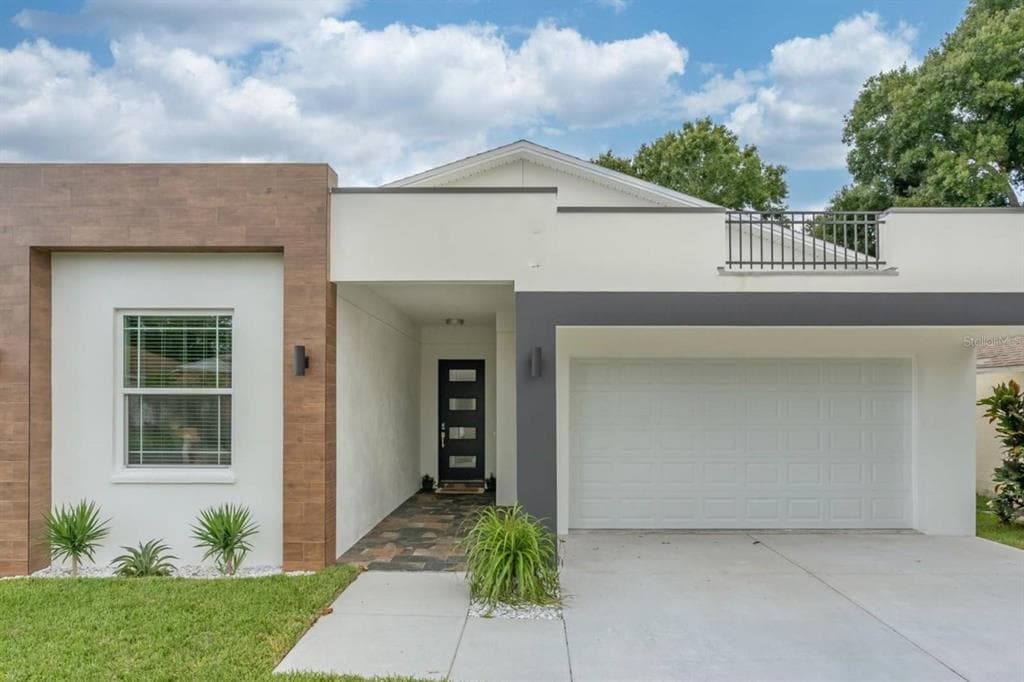 6918 N LOIS AVENUE TAMPA, FL 33614
