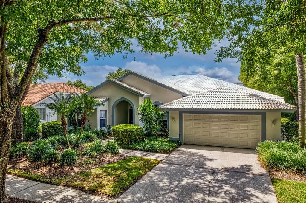 9104 CANBERLEY DRIVE TAMPA, FL 33647