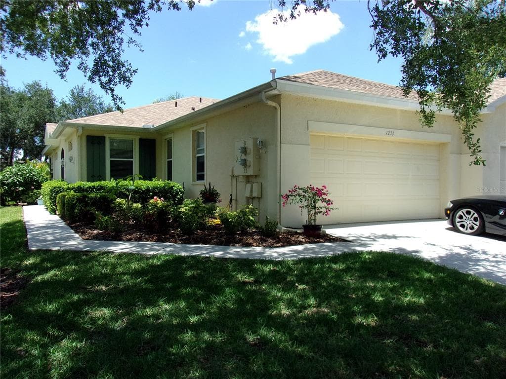 1233 HUNTINGTON GREENS DRIVE UNIT 0 SUN CITY CENTER, FL 33573