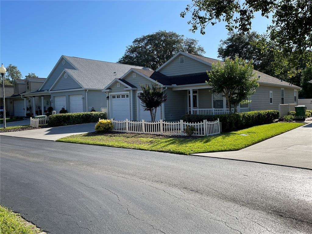 37438 PICKETTS MILL AVENUE ZEPHYRHILLS, FL 33542
