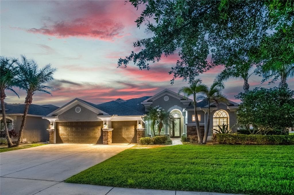12903 CASTLEMAINE DRIVE TAMPA, FL 33626