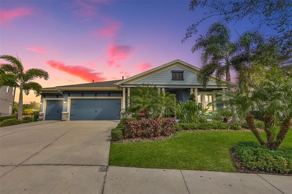 7217 BOWSPIRIT PLACE APOLLO BEACH, FL 33572