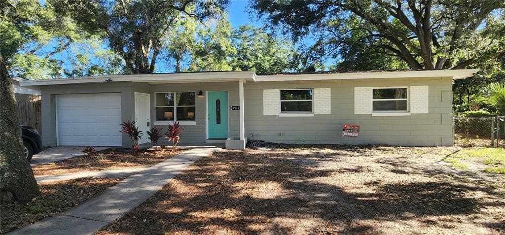 4512 PORPOISE DRIVE TAMPA, FL 33617