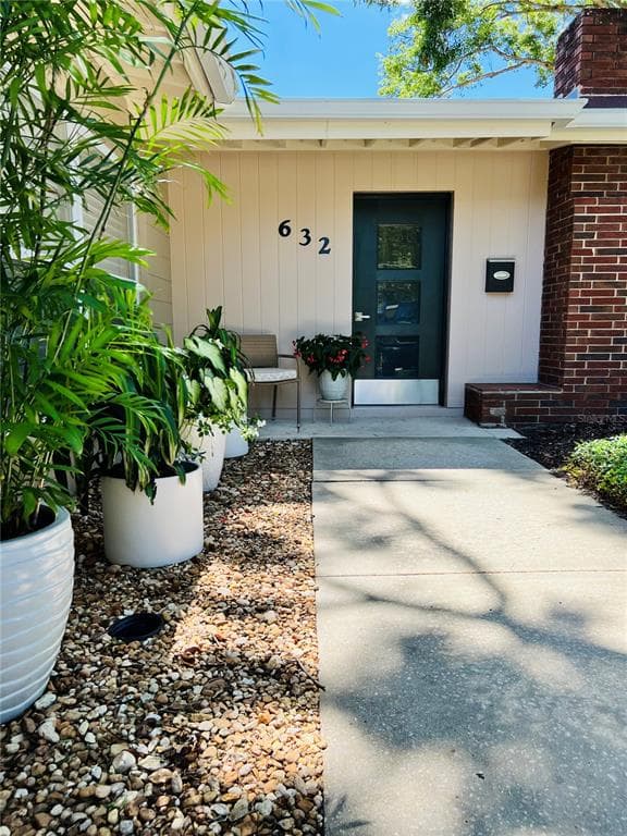 632 MAGNOLIA DRIVE MAITLAND, FL 32751