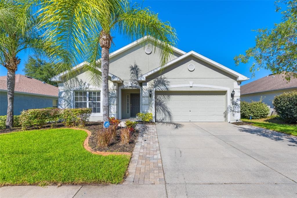 6050 DESERT PEACE AVENUE LAND O LAKES, FL 34639