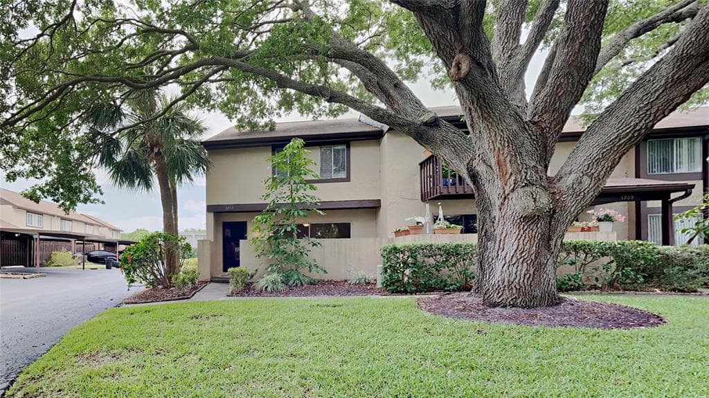 3713 PINE CONE CIRCLE UNIT 0 CLEARWATER, FL 33760
