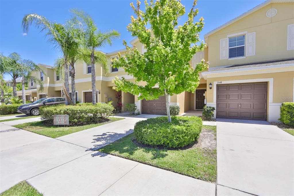 2148 GOLDEN FALCON DRIVE RUSKIN, FL 33570